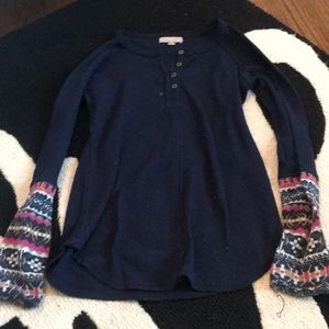 Long sleeve teens blue bottom down.